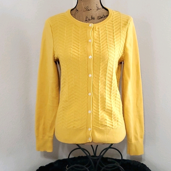 Lands' End Sweaters - LANDS END•Yellow gold button down long sleeve•Med.
